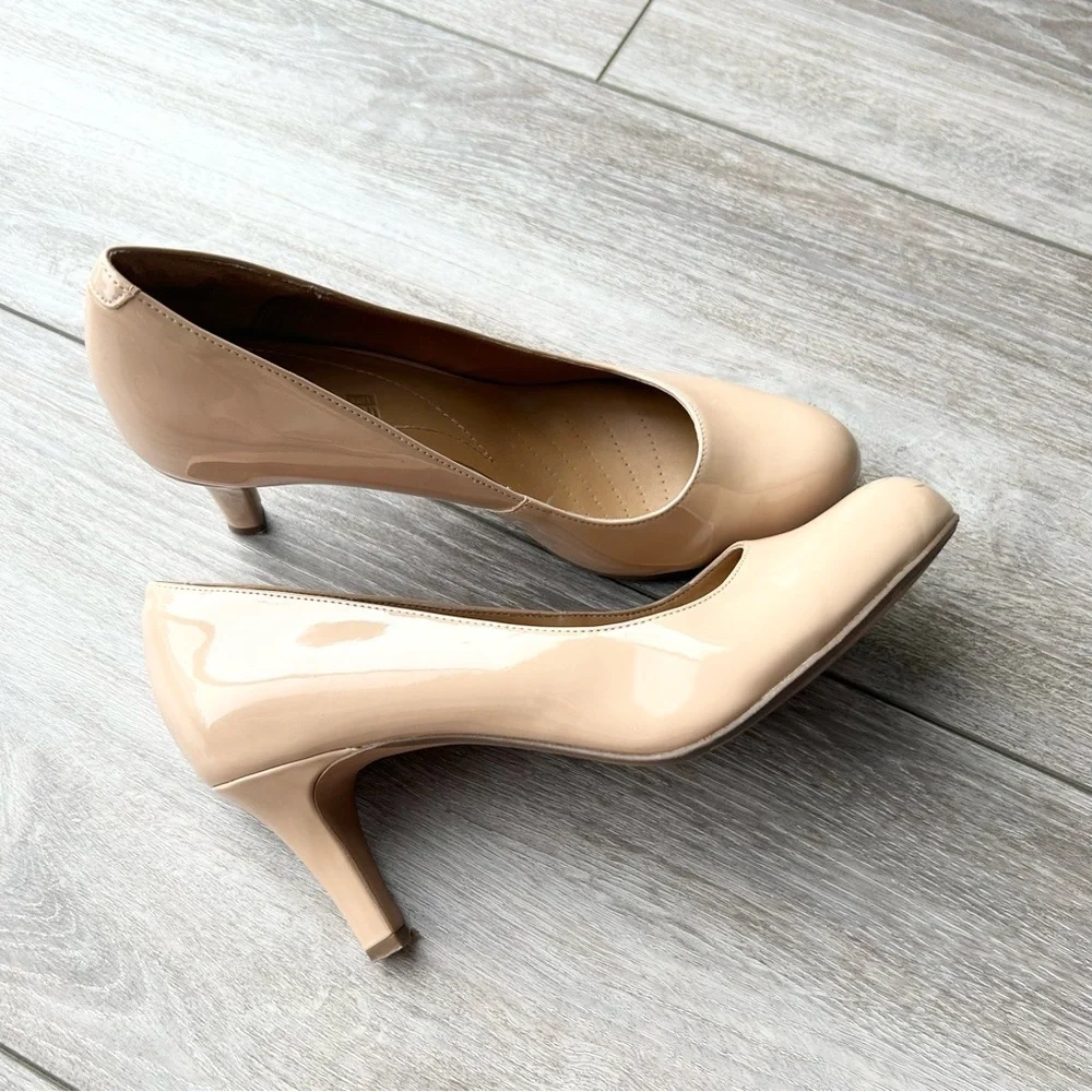 Clarks great preowned
